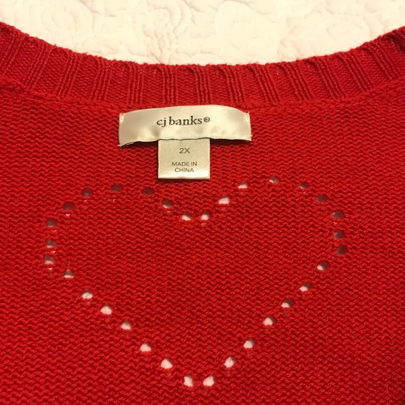 ❤C&B long sleeve v-neck buttonup red cardigan with perforated heart pattern (2X) - Picture 6 of 16